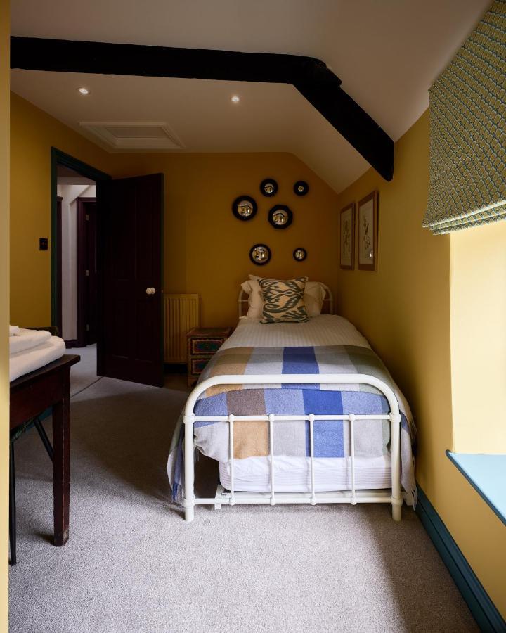 Townhouse Suites- Abbey Row Malmesbury Zewnętrze zdjęcie
