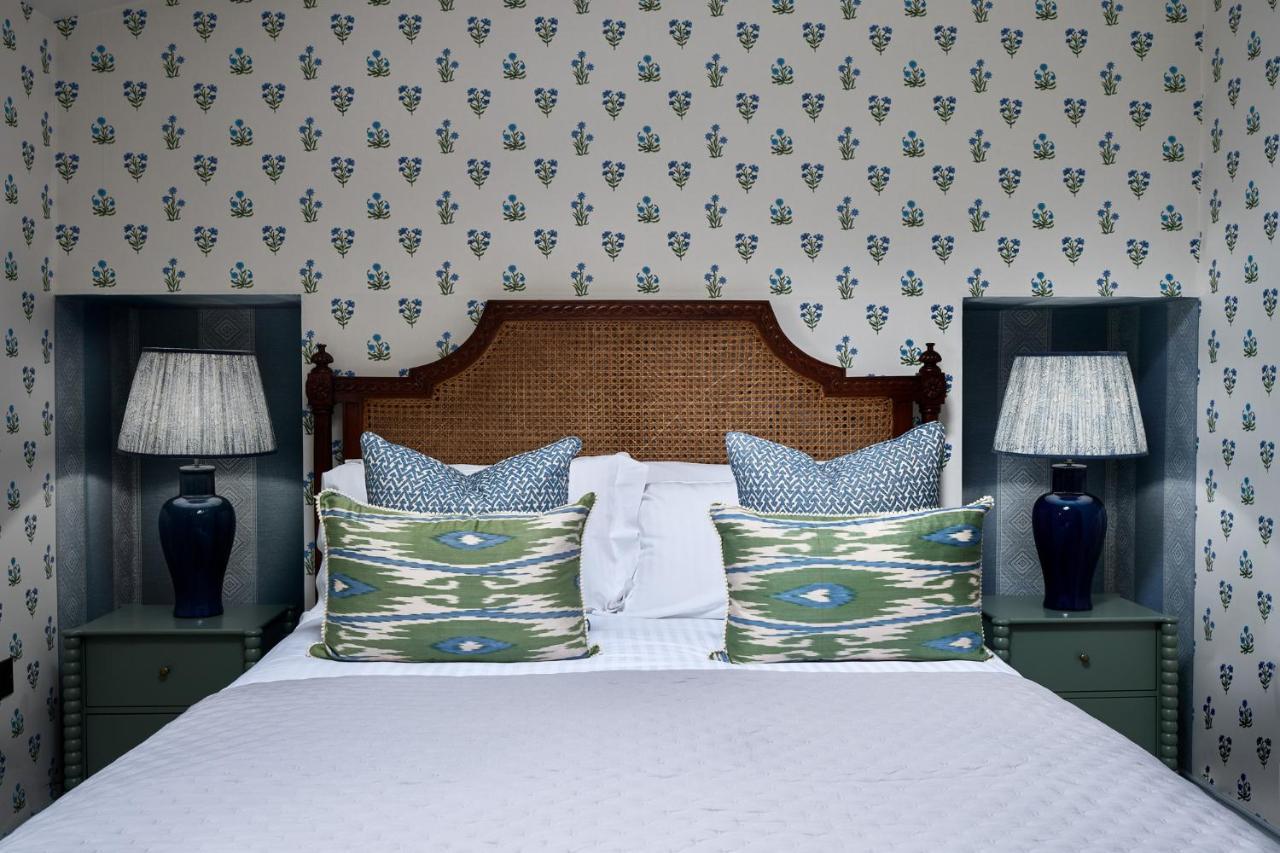 Townhouse Suites- Abbey Row Malmesbury Zewnętrze zdjęcie