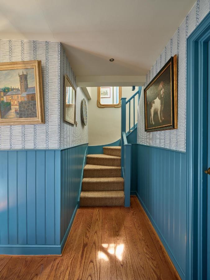 Townhouse Suites- Abbey Row Malmesbury Zewnętrze zdjęcie