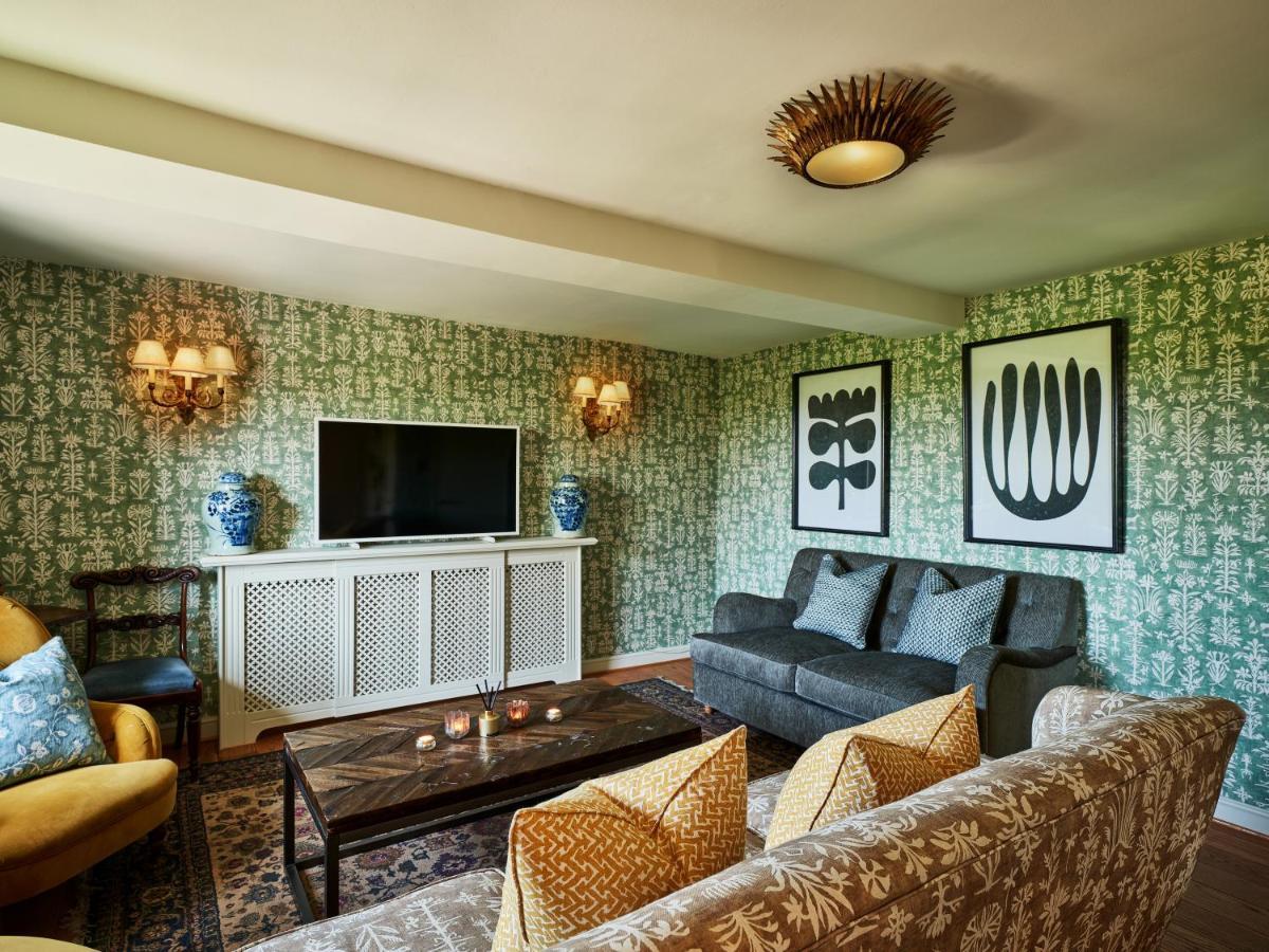 Townhouse Suites- Abbey Row Malmesbury Zewnętrze zdjęcie